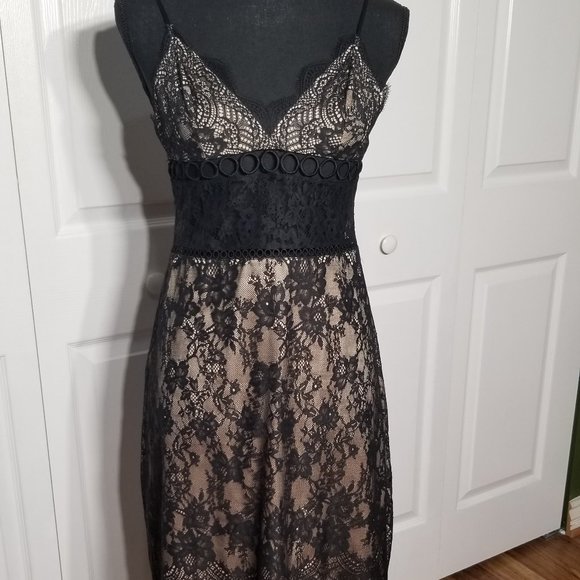 Victoria's Secret Dresses & Skirts - Victoria Secret - Baby doll lace/silk night dress